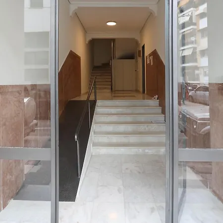 Elektras στο κέντρο της λάρισας με δωρεάν πάρκιγκ και πρωινό