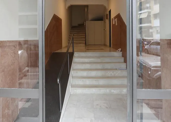 Elektras στο κέντρο της λάρισας με δωρεάν πάρκιγκ και πρωινό