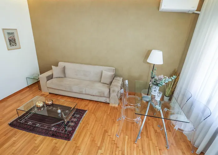 Apartman Elektras στο κέντρο της λάρισας με δωρεάν πάρκιγκ και πρωινό